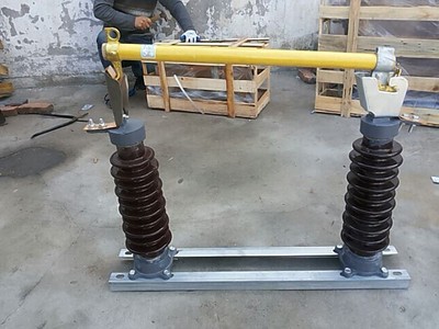 芬隆RW5-10KV/100A跌落式熔断器-厂家直销